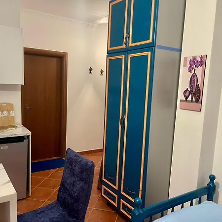 Evans Apartman Golem